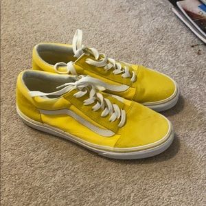 Hardly worn yellow van sneakers!